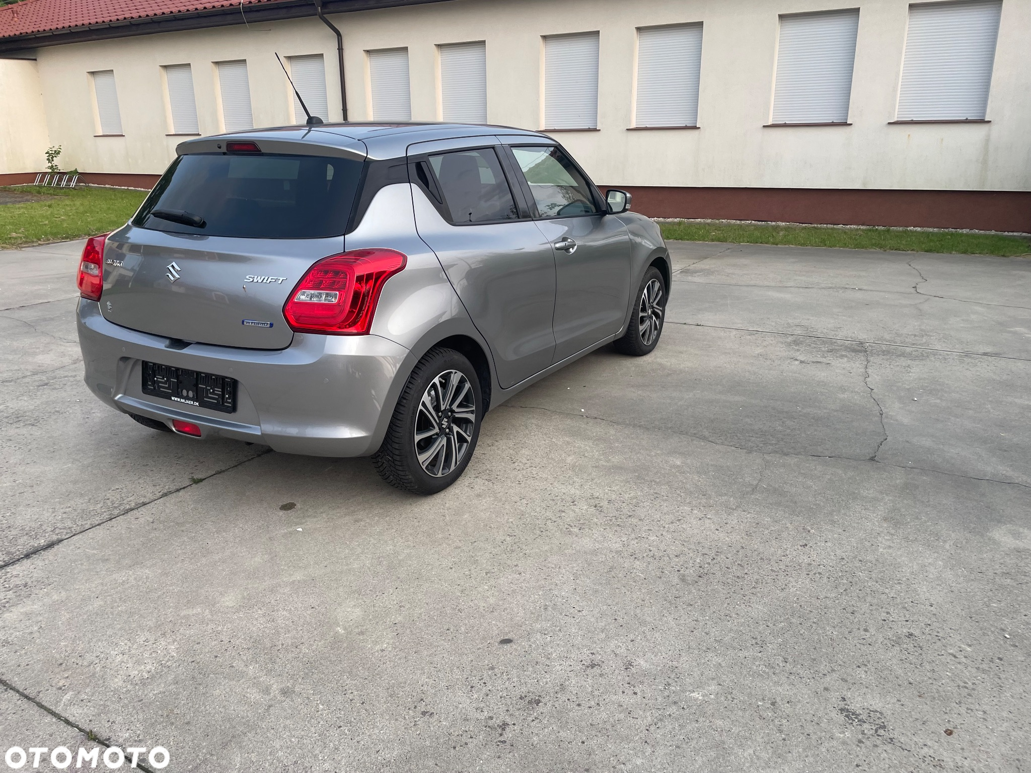 Suzuki Swift 1.2 Dualjet Hybrid Comfort+ - 11