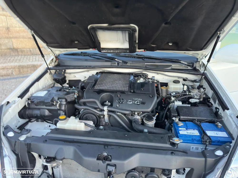 Toyota Land Cruiser Prado - 10