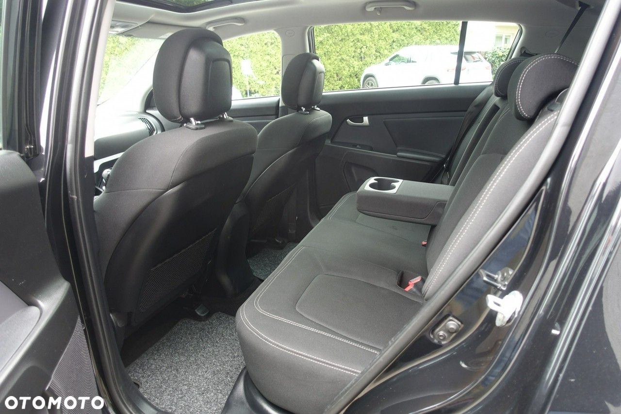 Kia Sportage - 16