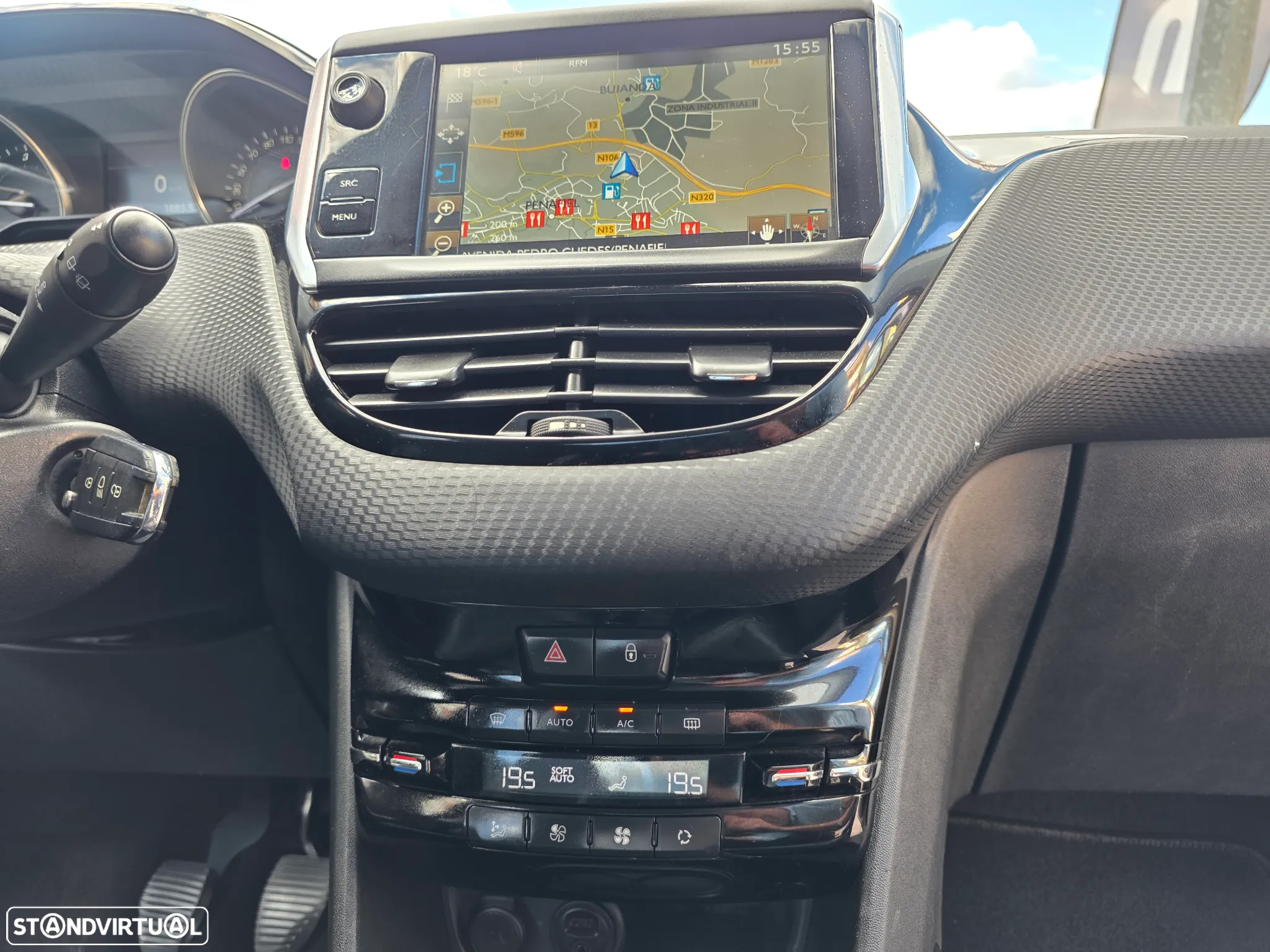 Peugeot 2008 1.4 HDi Allure - 19