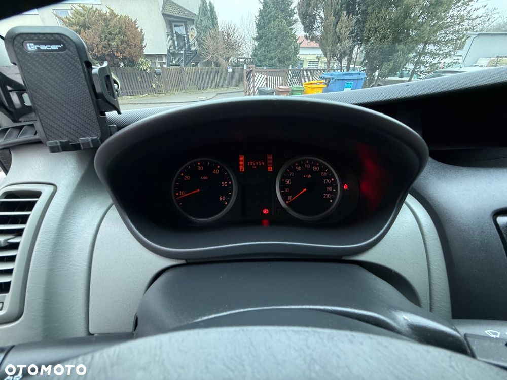 Renault Trafic Combi L1H1 teilverglast - 12