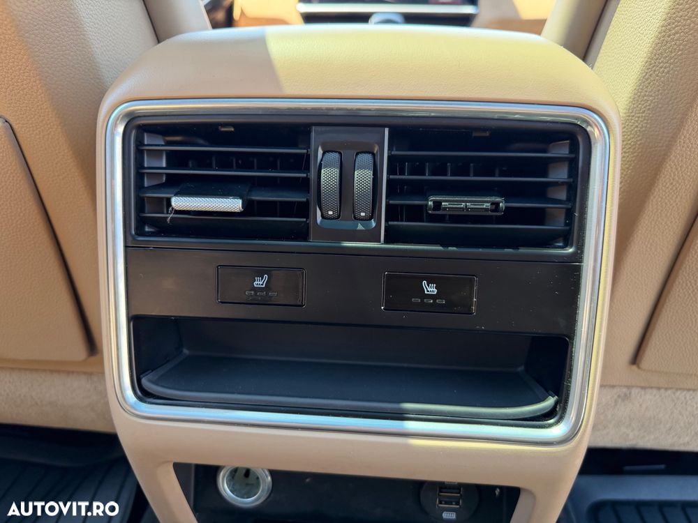 Porsche Cayenne - 23