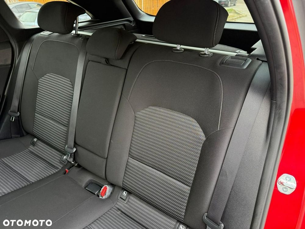 Kia Ceed 1.5 T-GDI Business Line - 25