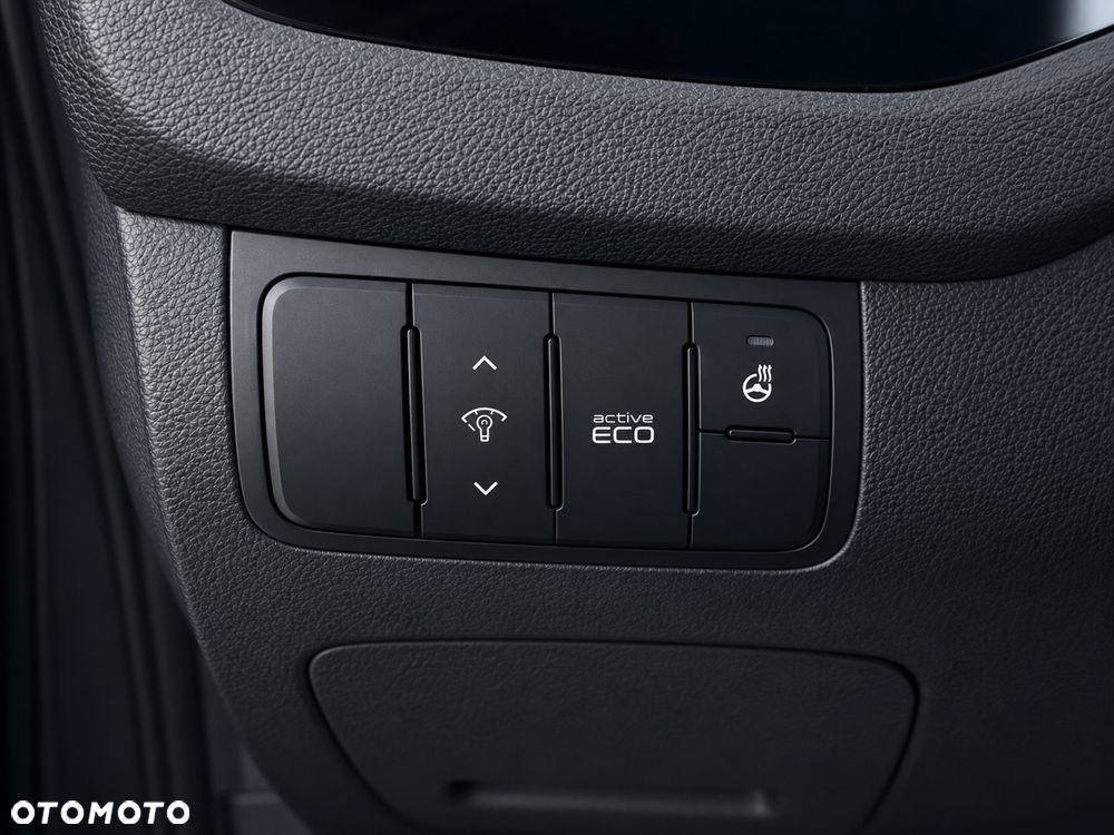 Kia Ceed - 11