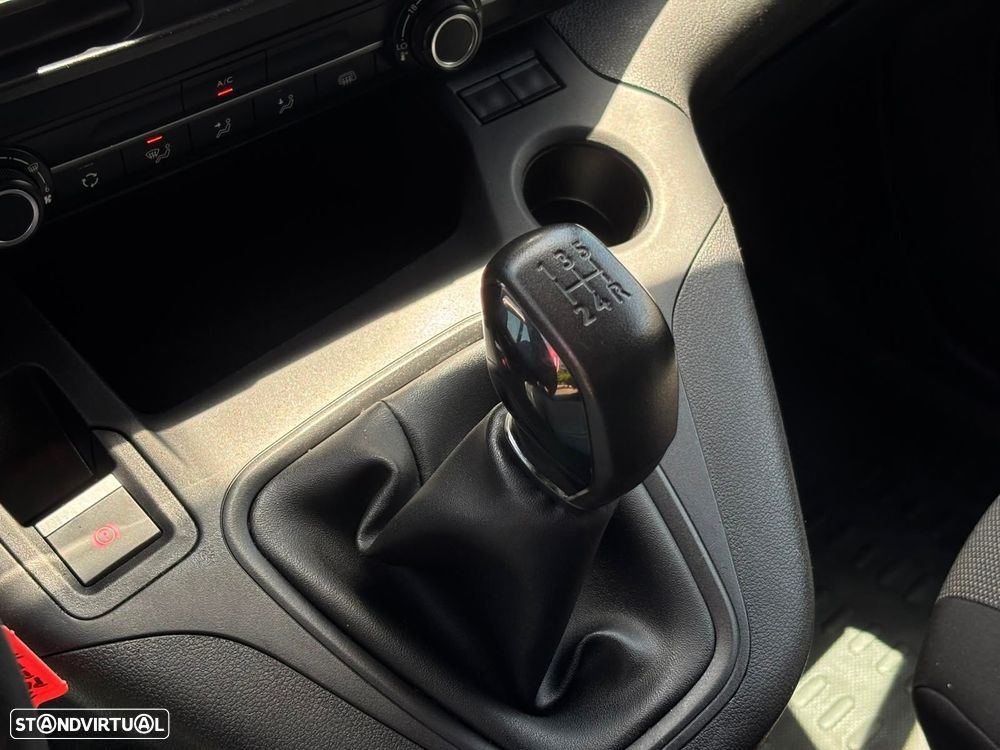 Peugeot Partner Outro - 12