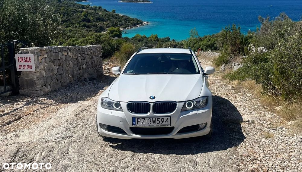 BMW Seria 3 318i Edition Exclusive - 1