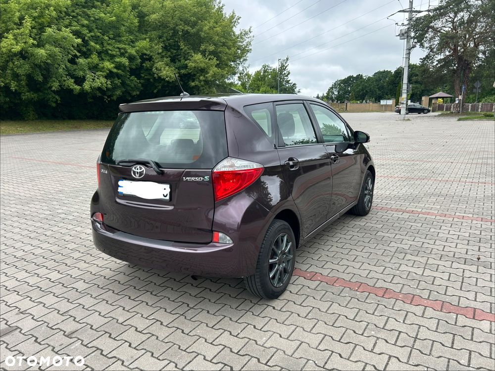 Toyota Verso S 1.33 VVT-i - 19