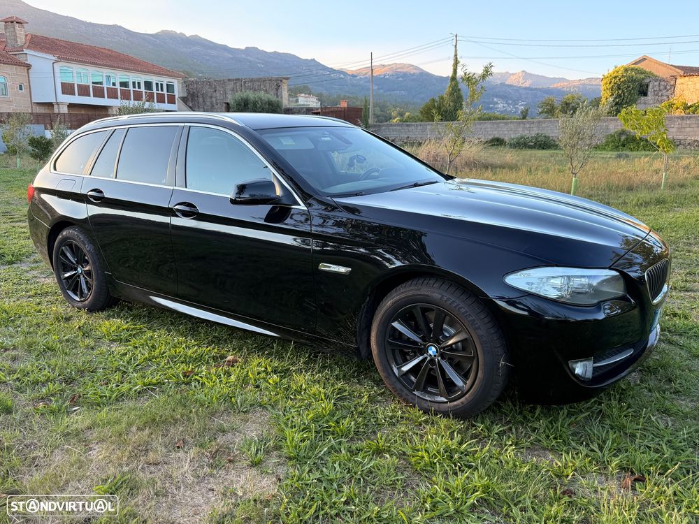 BMW 520 d Line Luxury Auto - 2