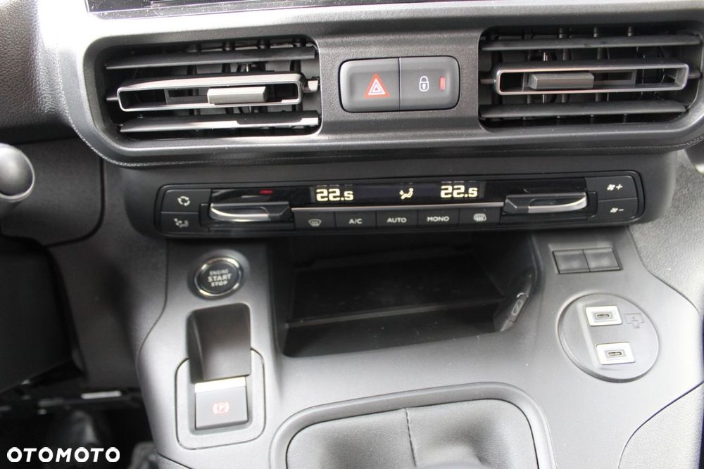 Peugeot Partner - 11