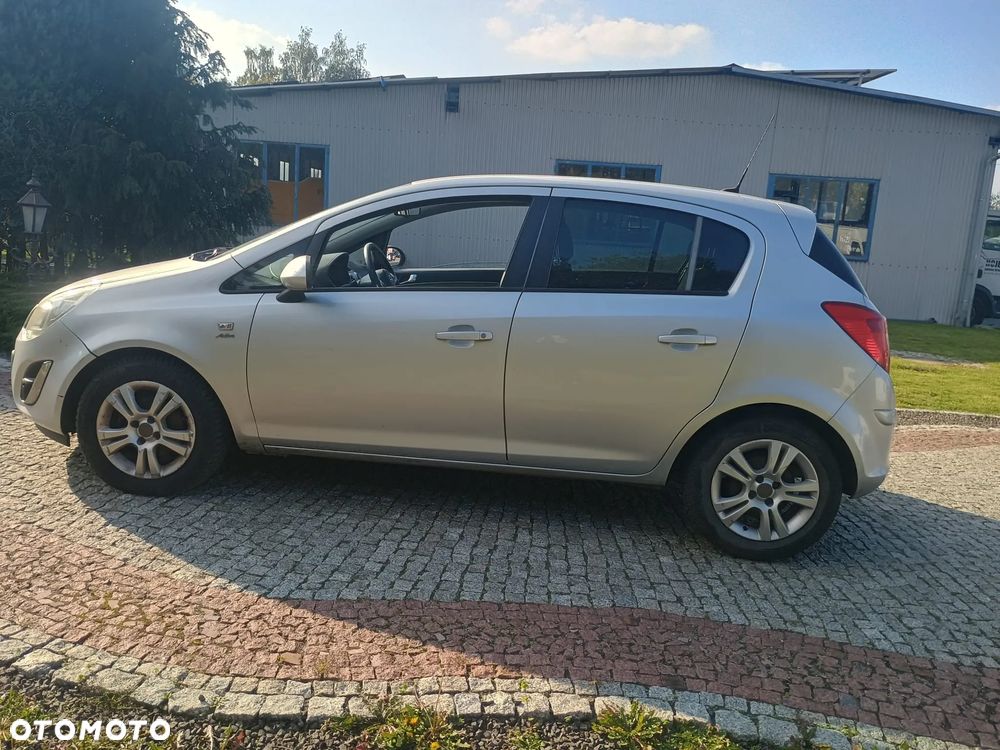 Opel Corsa - 2