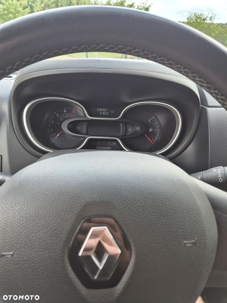 Renault Trafic Grand 2.0 dCi - 14