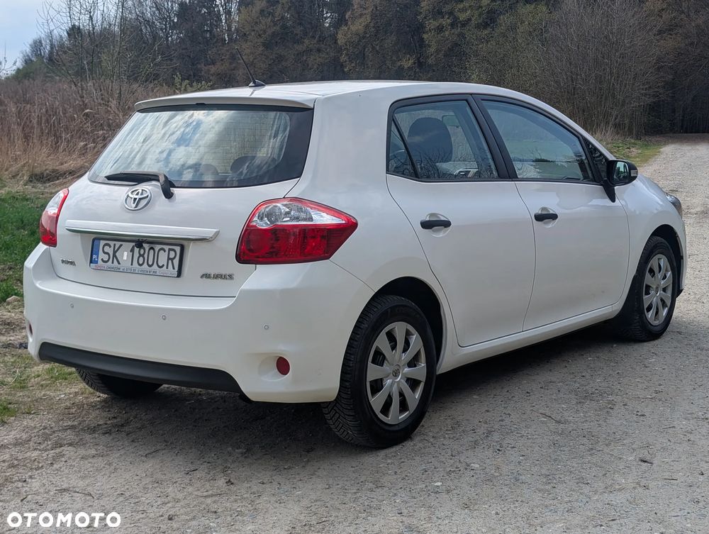Toyota Auris 1.33 VVT-i Premium - 4