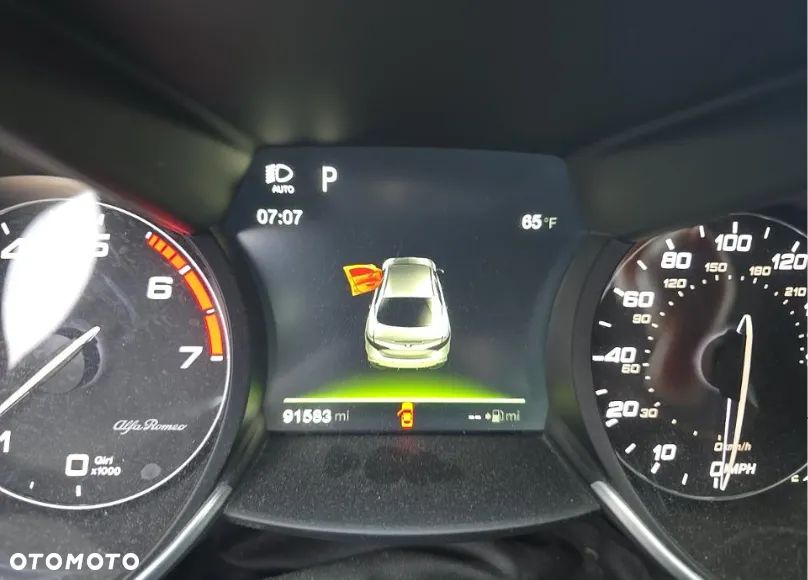 Alfa Romeo Giulia 2.0 Turbo TI Q4 - 9