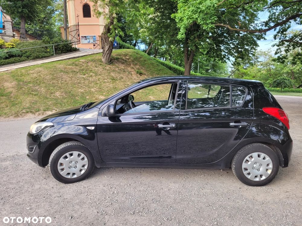 Hyundai i20 1.2 Fifa World Cup Edition - 22
