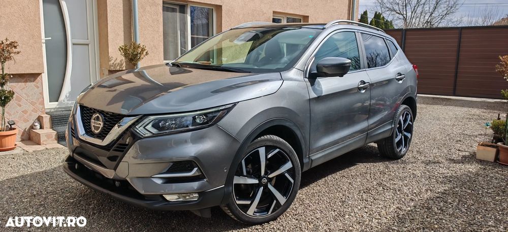 Nissan Qashqai DIG-T Start/Stop Tekna - 1