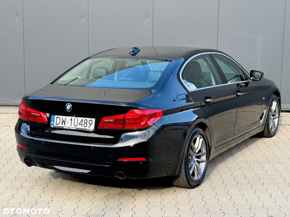 BMW Seria 5 520d xDrive Luxury Line sport - 34