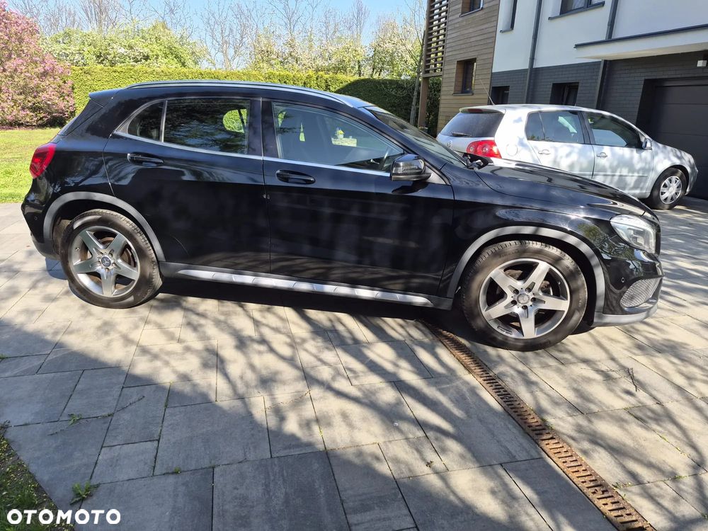 Mercedes-Benz GLA 200 AMG Line - 20