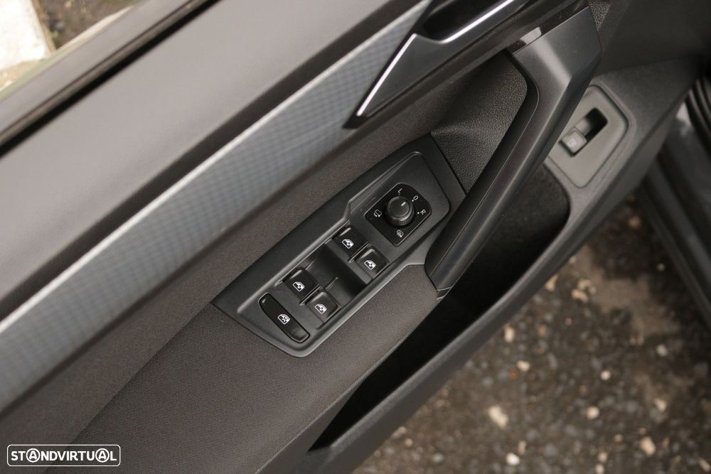 VW Tiguan 1.4 TSI eHybrid Life DSG - 32