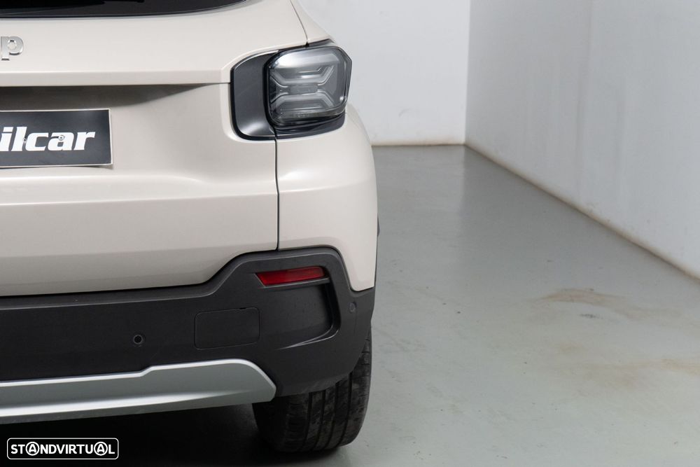 Jeep Avenger 54 kWh Summit - 11