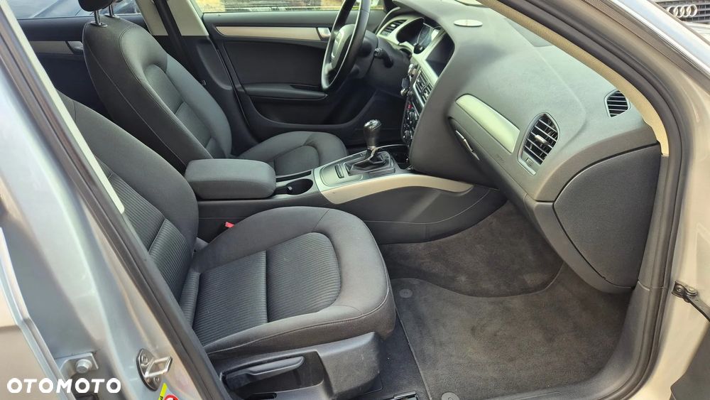 Audi A4 Avant 1.8 TFSI Ambiente - 7