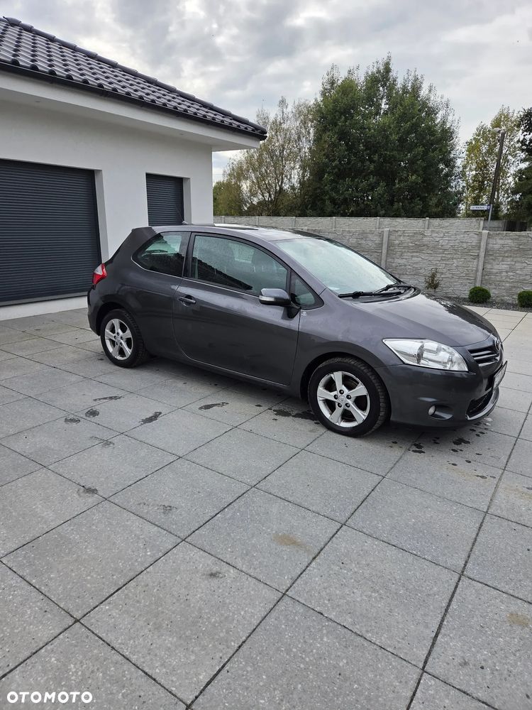 Toyota Auris - 8