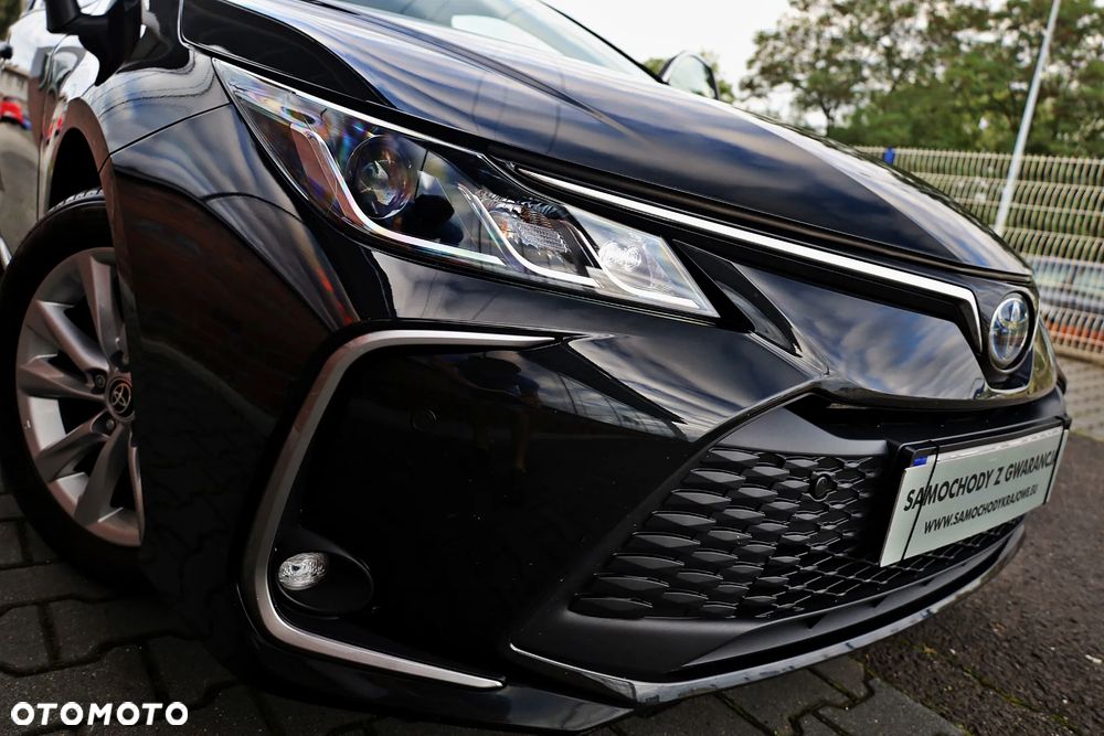 Toyota Corolla 1.8 Hybrid Comfort - 16