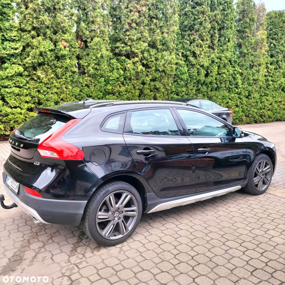 Volvo V40 Cross Country D3 Momentum - 9