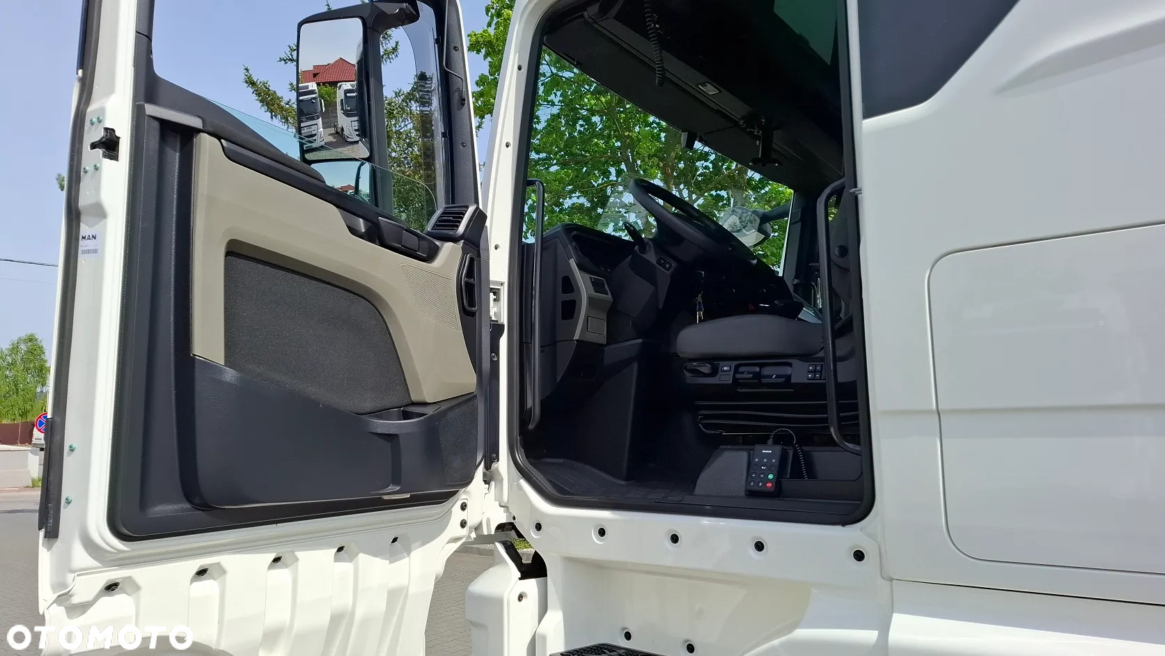 MAN TGX 18.470 GX / BL SA / RETARDER / PEŁNY ADR FL / PRZYSTAWKA PTO / SALON PL - 18