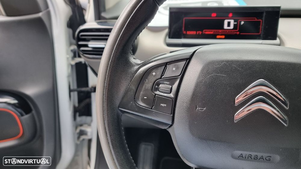 Citroën C4 Cactus 1.2 PureTech Shine EAT6 - 16