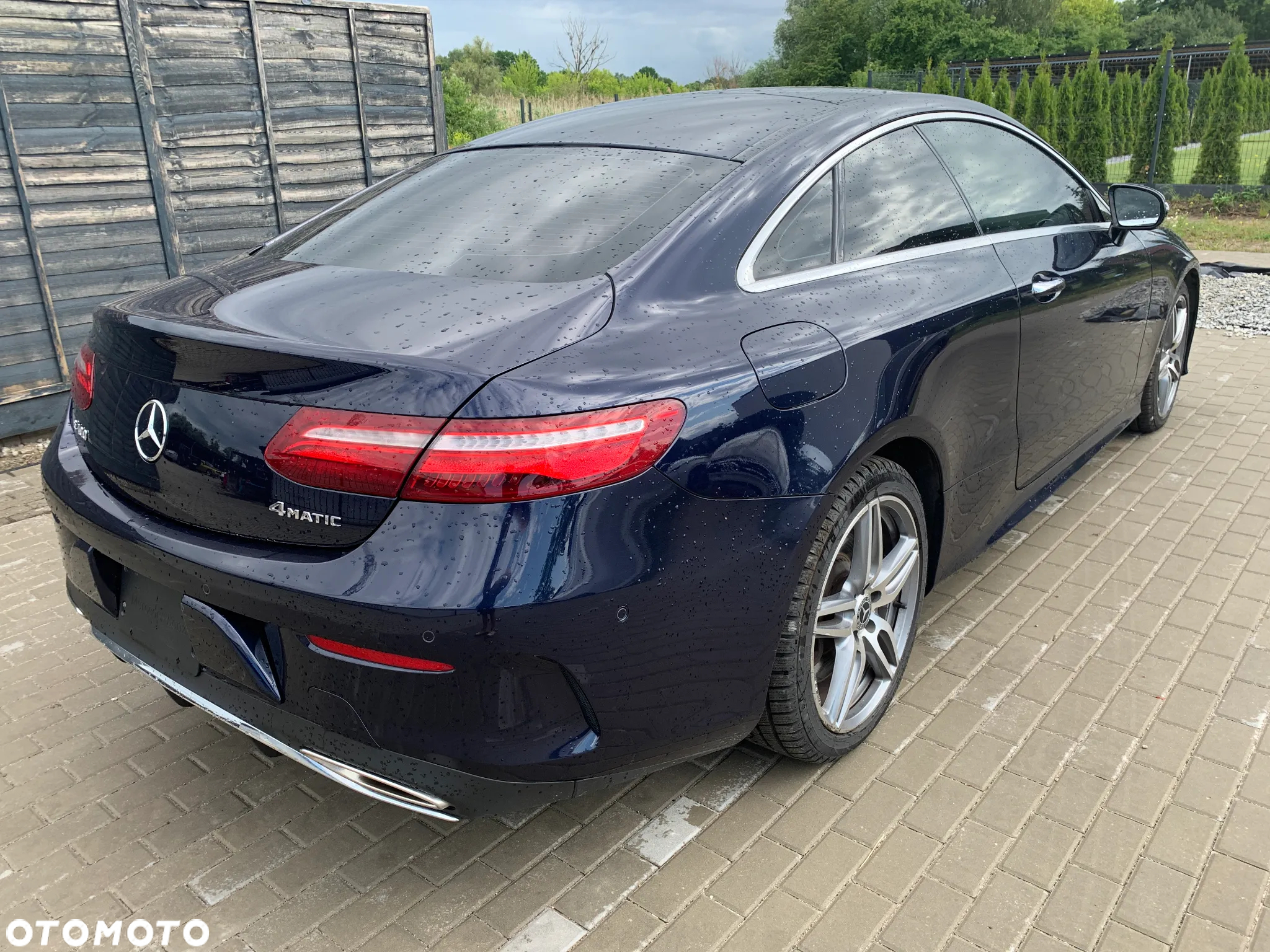 Mercedes-Benz Klasa E 400 4Matic Coupe 9G-TRONIC AMG Line - 7