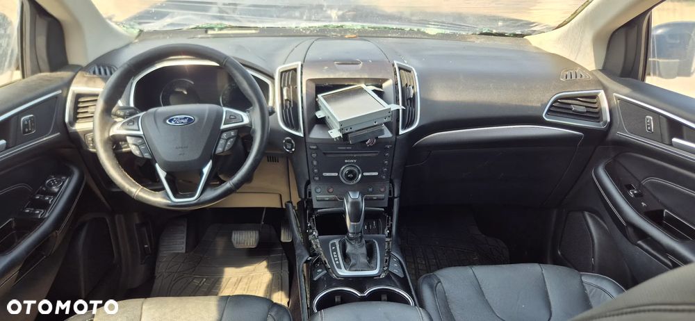 Ford Edge 2.0 TDCi Twin-Turbo 4WD Titanium - 25