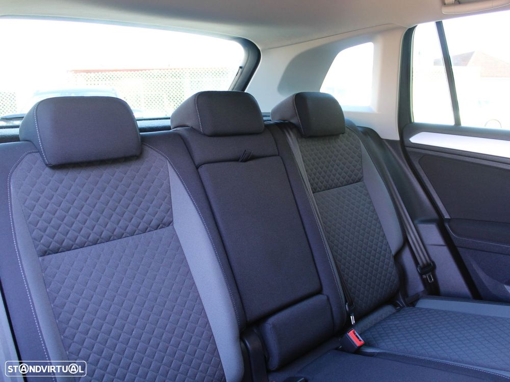 VW Tiguan 2.0 TDI Confortline - 55