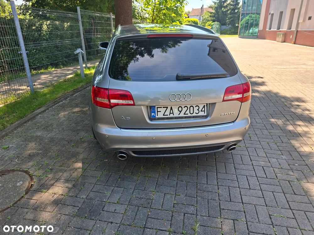 Audi A6 Avant - 17