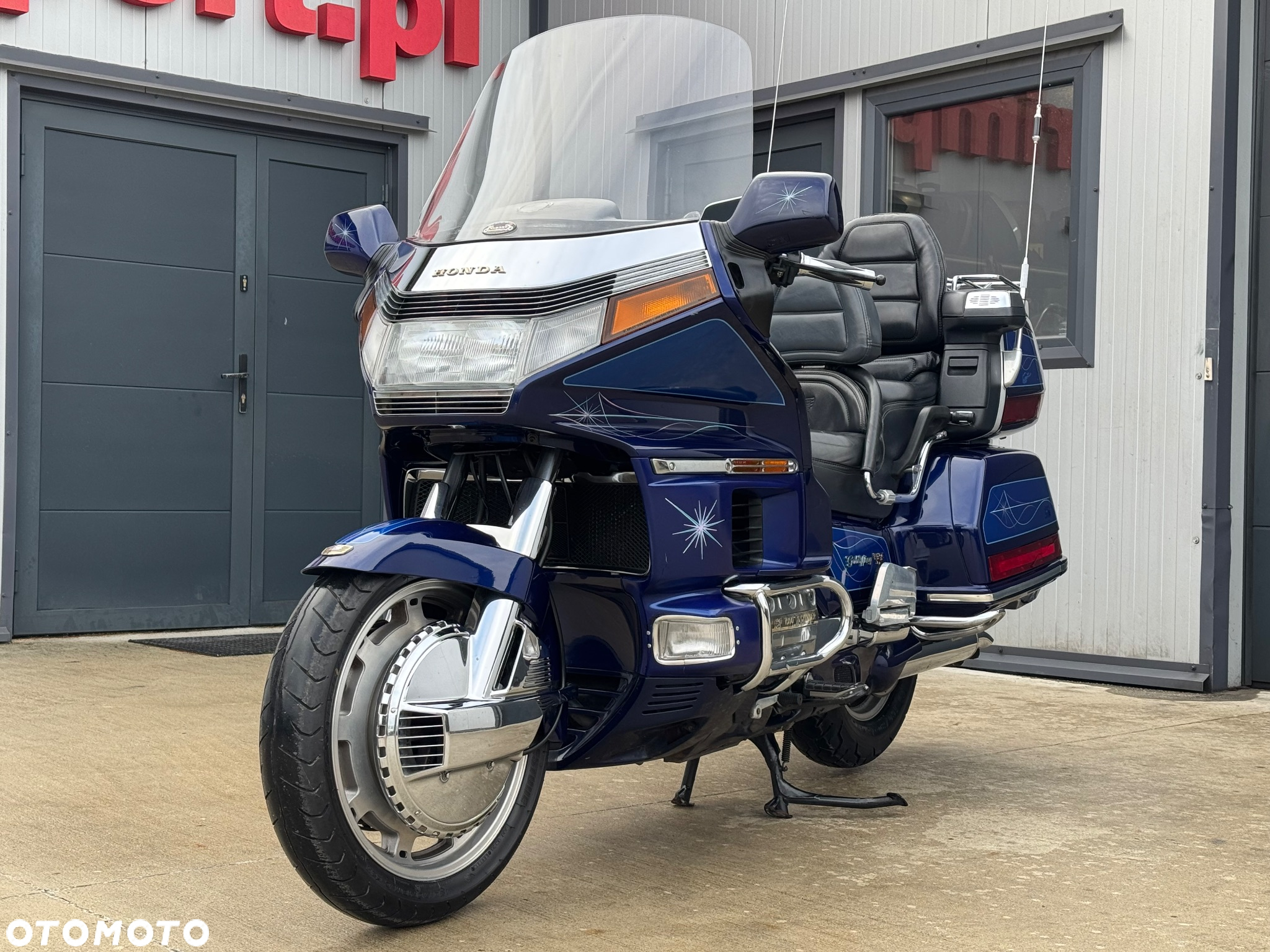 Honda GL - 24