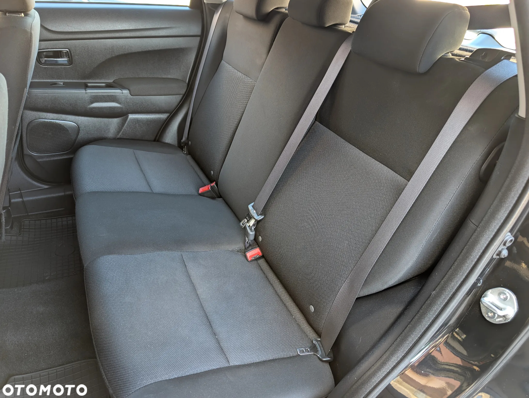 Mitsubishi ASX 1.6 Inform - 25