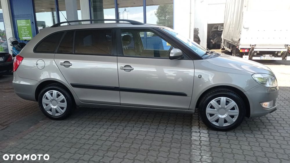 Skoda Fabia 1.2 12V Elegance Plus - 25