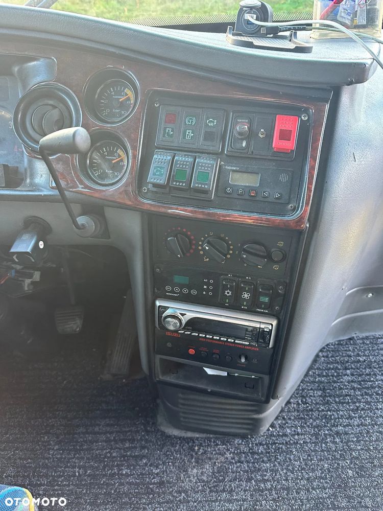 Isuzu Tourquise - 14