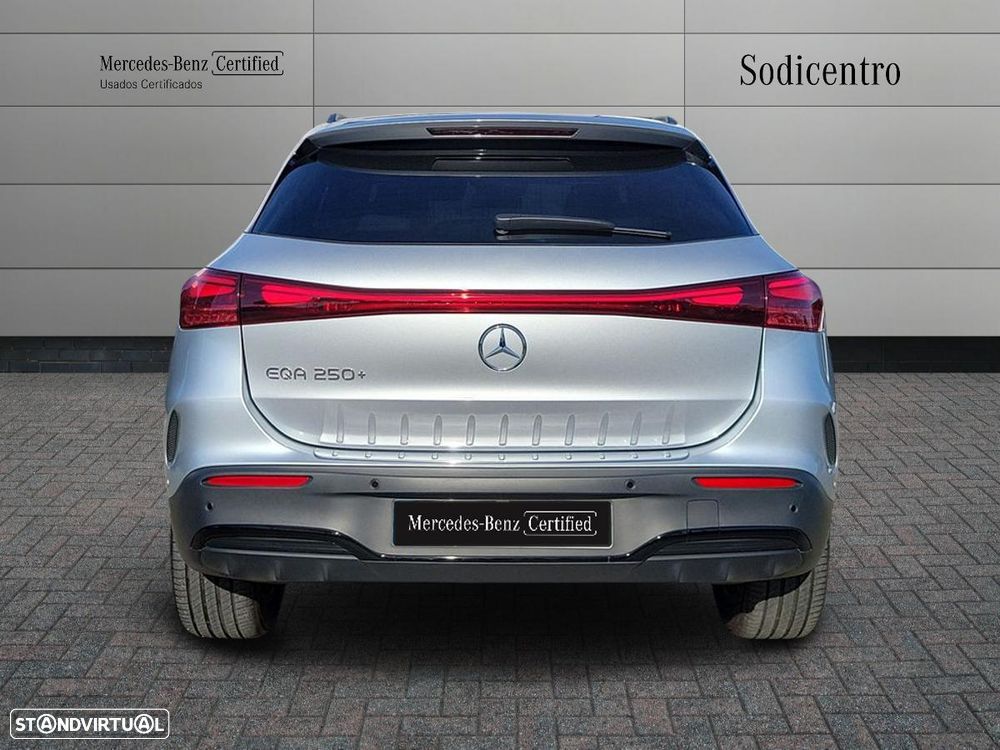 Mercedes-Benz EQA 250+ AMG Line - 6