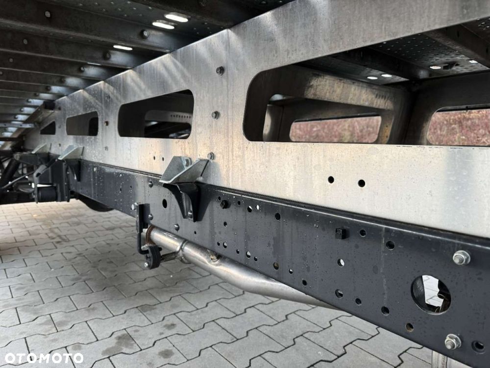 Iveco Daily - 24