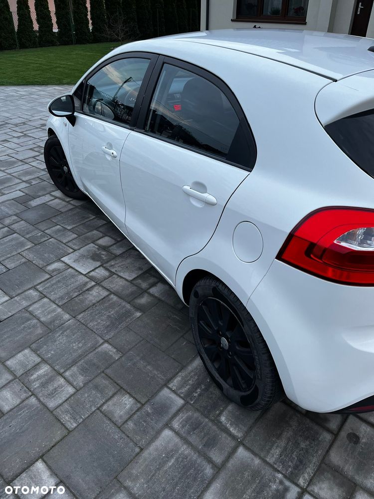 Kia Rio 1.2 M (klm) - 19