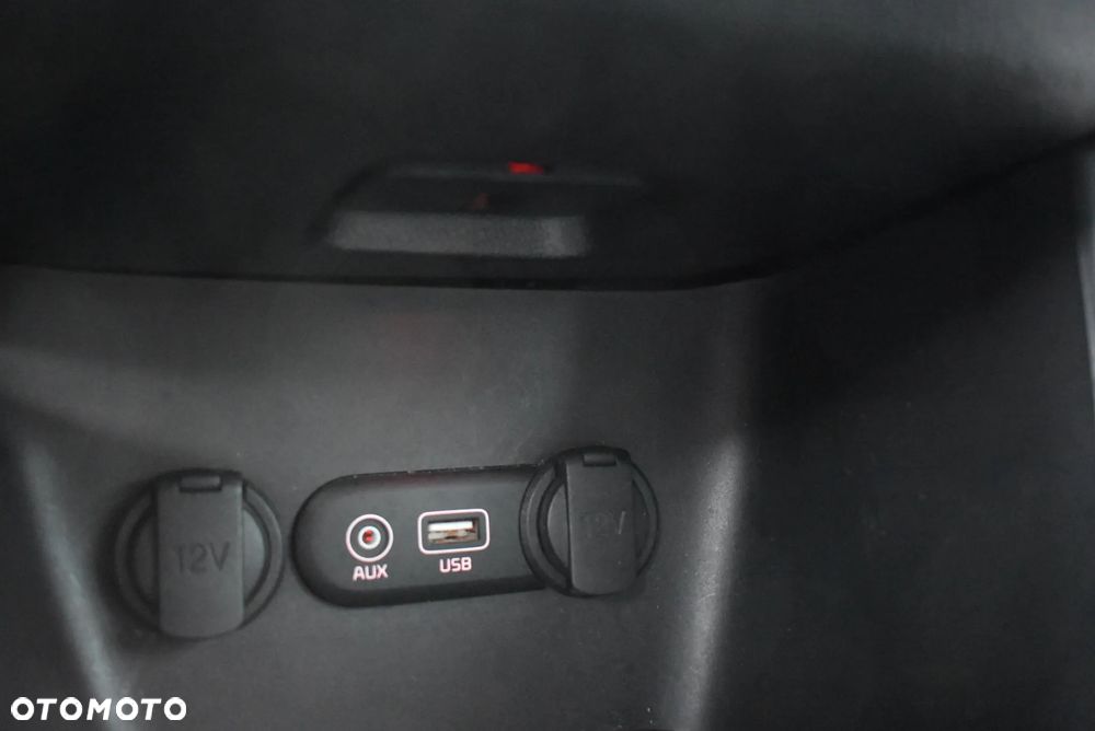 Kia Ceed 1.0 T-GDI 100 ISG Dream Team Edition - 19