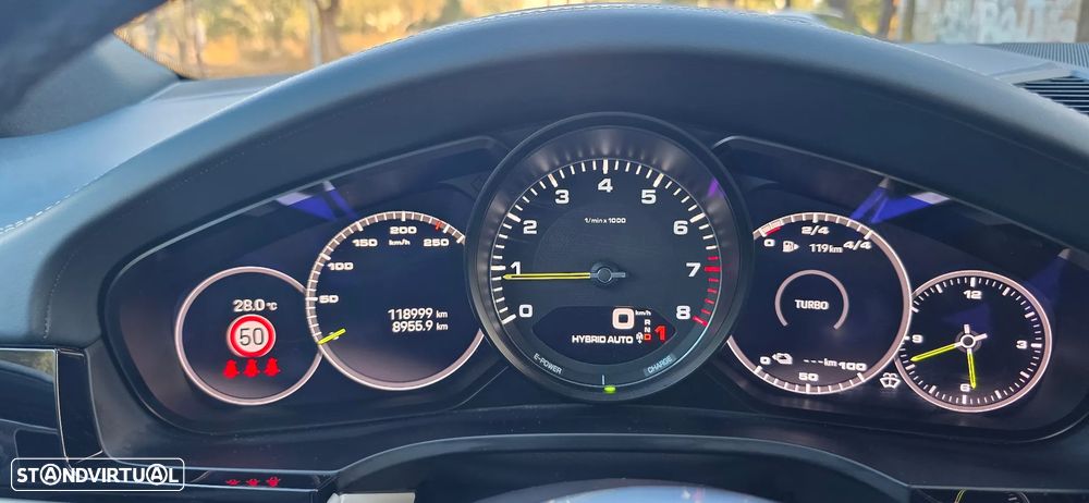 Porsche Cayenne E-Hybrid - 42