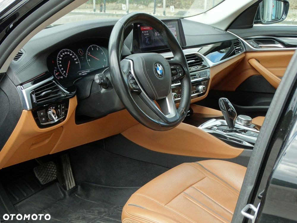 BMW Seria 5 520d Luxury Line - 18