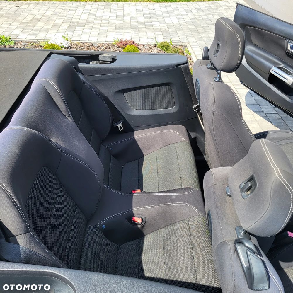 Ford Mustang 3.7 V6 - 4
