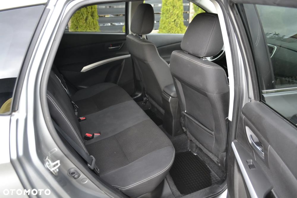 Suzuki SX4 S-Cross 1.4 T Premium 4WD - 31