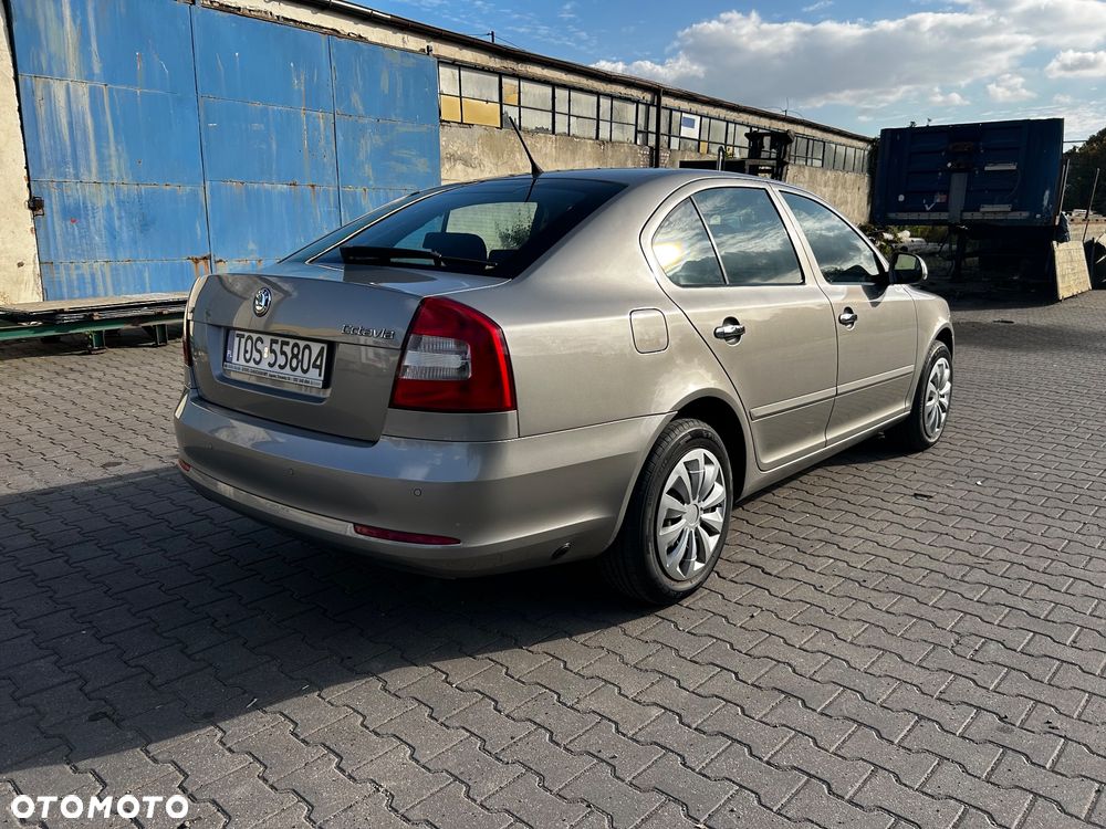 Skoda Octavia 1.6 Classic - 6