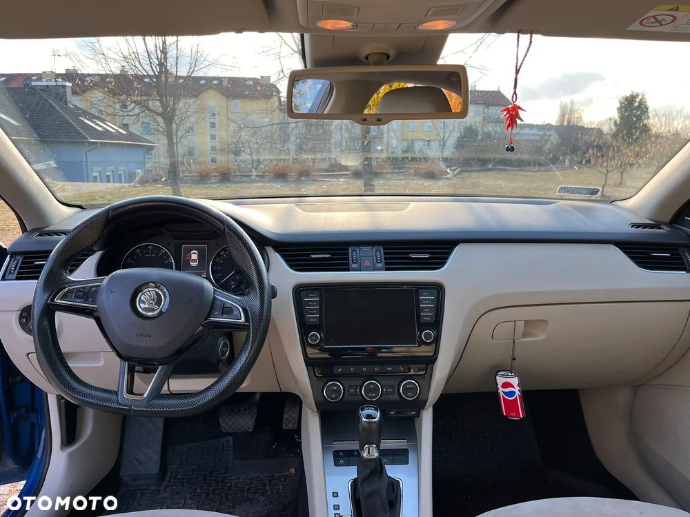 Skoda Octavia 1.8 TSI Elegance DSG - 11