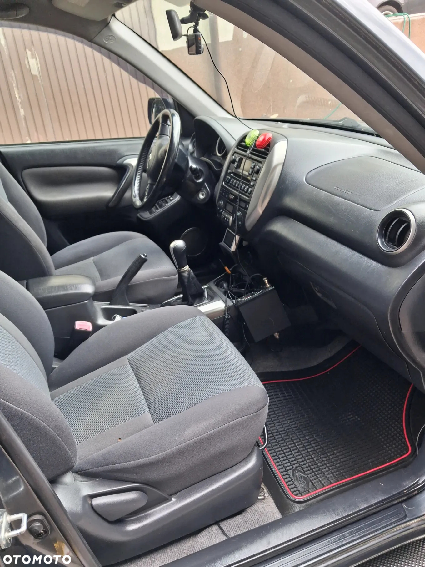 Toyota RAV4 2.0 D-4D 4x4 - 12