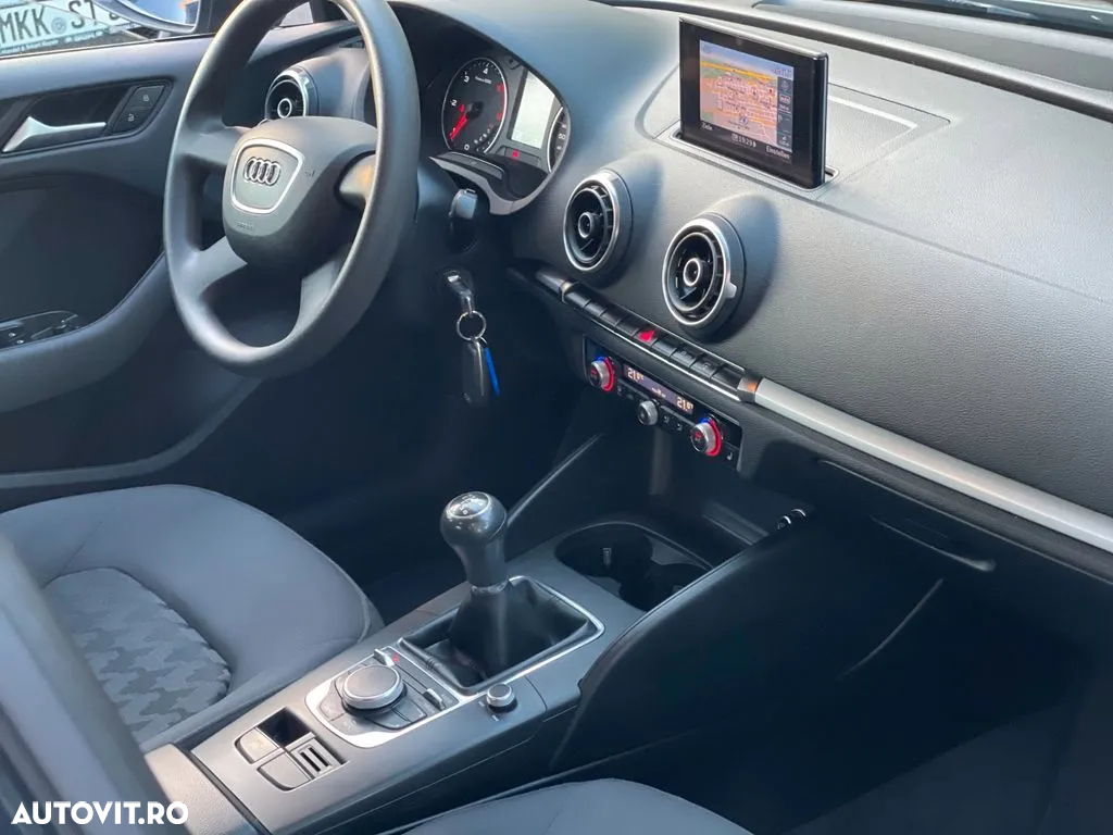 Audi A3 2.0 TDI Attraction - 7
