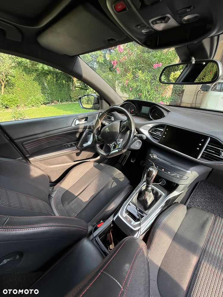 Peugeot 308 - 5